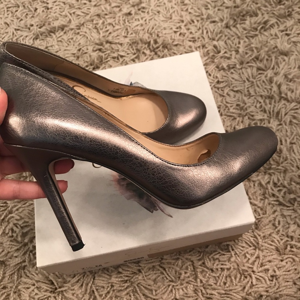 Jessica Simpson Heels - Picture 4 of 8